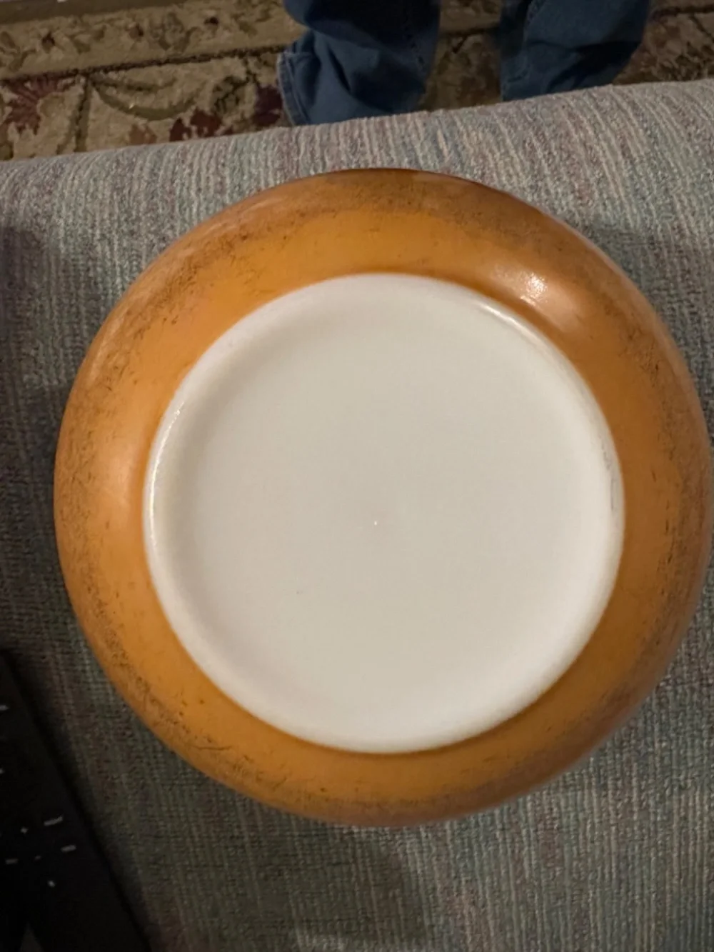 Old Orchard Pyrex Mixing Bowl 2.5 qt